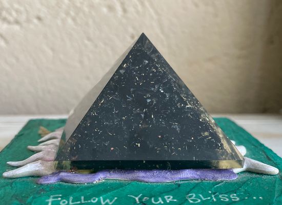 Black Tourmaline Orgonite Pyramid - Soul Sparks