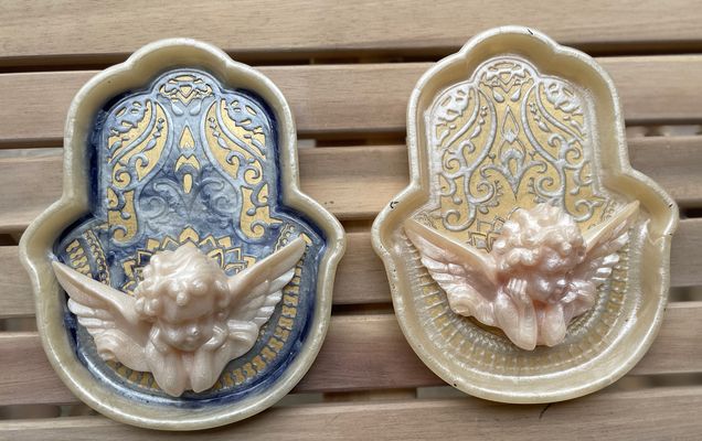 Hamsa Hand Display Plates - Soul Sparks