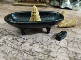 Cast Iron Canoe Smudge Pot and Incense Burner - Soul Sparks