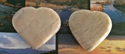 Cream Moonstone Puffy Heart - Soul Sparks